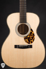Huss & Dalton TOM-R Custom Acoustic Guitar with Sitka Spruce & Madagascar Rosewood
