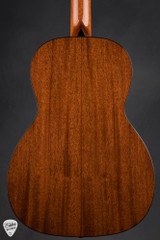 Collings 001 MH Acoustic Guitar with Honduran Mahogany