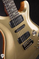 PRS Eddies Guitars Wood Library Modern Eagle V Champagne Gold Metallic (Natural Back) Electric Guitar