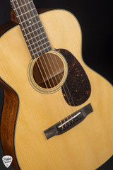 Martin Custom Shop 018 Acoustic Guitar