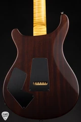 Paul Reed Smith Eddie’s Guitars Wood Library Modern Eagle V Brazilian Electric Guitar in Honey Satin
