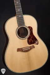 Taylor Gold Label 917e Limited Edition Adirondack Spruce Brazilian Rosewood Acoustic Guitar
