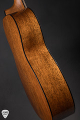 Martin 00 18 Joe Bonamassa Spruce and Mahogany Acoustic Guitar