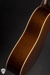 Fairbanks F 35 Standard Acoustic Guitar with Sitka Spruce and Mahogany