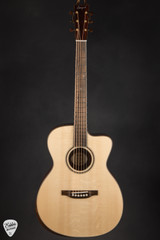 Bourgeois OMC Acoustic Guitar with Bearclaw Italian Spruce and Cocobolo