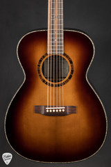 Gallagher Provenir Grand Auditorium Acoustic Guitar with Adirondack Spruce and Brazilian Rosewood in Sunburst