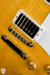 Gibson Custom Shop Les Paul Standard Gloss Translucent Amber Electric Guitar