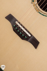 Tyler Robbins R2 Acoustic Guitar with Carpathian Spruce and Bois de Rose
