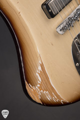 Novo Voltur J Custom Toasted Marshmallow Electric Guitar