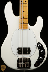 Ernie Ball Music Man Retro 70's StingRay - White