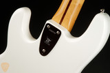 Ernie Ball Music Man Retro 70's StingRay - White
