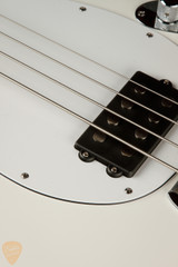 Ernie Ball Music Man Retro 70's StingRay - White