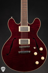 Collings I 35 deluxed aged electric guitar in merlot