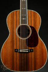 2023 - Bourgeois OMS-42 Custom - Sinker Redwood & Madagascar Rosewood