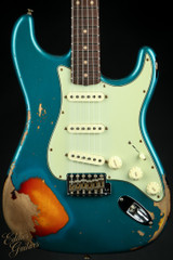 2023 - Fender Custom Shop 1961 Stratocaster Heavy Relic - Aged Ocean Turquoise Over 3-Color Sunburst