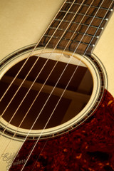 2023 - Bourgeois OM Custom - Italian Spruce & Honduran Mahogany