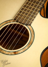 Jeff Jewitt 00-14c - Swiss Moon Spruce & Fiddleback Mahogany