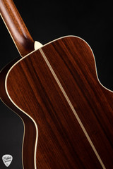 Bourgeois OM Large Soundhole Sunburst – Aged Tone Adirondack & Madagascar Rosewood acoustic guitar