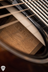 Collings OM2A Hill Country Sunburst – Adirondack Spruce & Indian Rosewood Acoustic Guitar