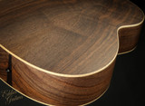 Lowden O-21 Sitka Spruce & Walnut