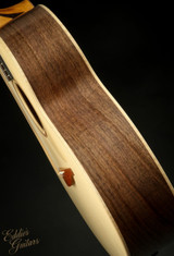 Lowden O-21 Sitka Spruce & Walnut