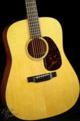 Martin D-18