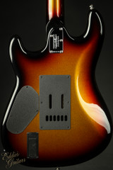 2023 - Ernie Ball Music Man Sabre HT - Showtime