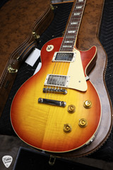 Gibson Custom Shop PSL ’58 Les Paul Standard Reissue VOS Antiquity Burst Electric Guitar