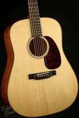 Martin D-18 Modern Deluxe