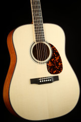 Larrivee D-40 Koa/Moon Spruce