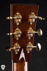 Collings OM-42A T – Adirondack Spruce & Madagascar Rosewood Acoustic Guitar