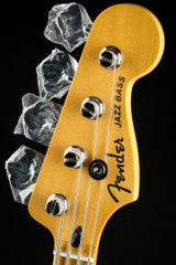 2022 - Fender Player Plus Active Jazz Bass®, Maple Fingerboard - Aged Candy Apple Red