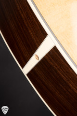 Martin J-40 / New For 2025 Acoustic Guitar