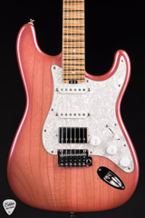 Iconic Solana Custom Electric Guitar in Transparent Pink Pearl/NAMM 2025