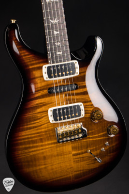 Paul Reed Smith Modern Eagle V Electric Guitar in Tri Color Sunburst