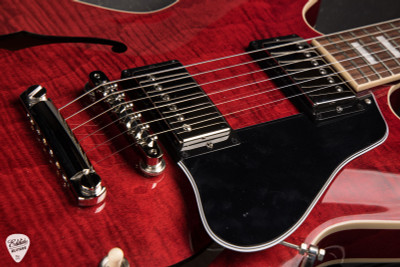 Gibson ES-335 Figured Sixties Cherry 7.13 #234640135 - Eddie's Guitars