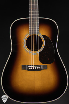 Martin D-28 Gloss 1935 Sunburst / New For 2025 Acoustic Guitar