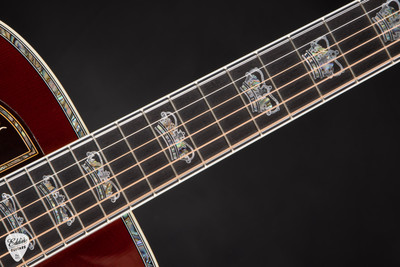Gibson Custom Shop Monarch 5A Center #105 Acoustic Guitar in Autumnburst 5.3 #21525020