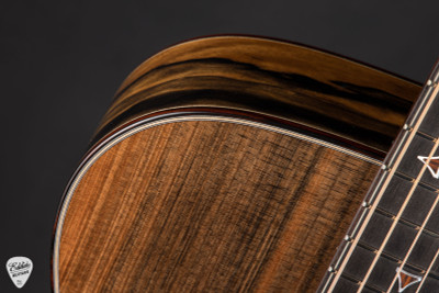 Bourgeois The Odyssey 00-12c Coupe – Sinker Redwood & Macassar Ebony Acoustic Guitar