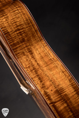 Bourgeois OMS-12C Hawaiian DB Signature Deluxe - Koa Acoustic Guitar