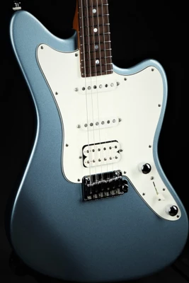 Used/Demo - Suhr Classic JM Paulownia/Roasted Maple - Ice Blue Metallic