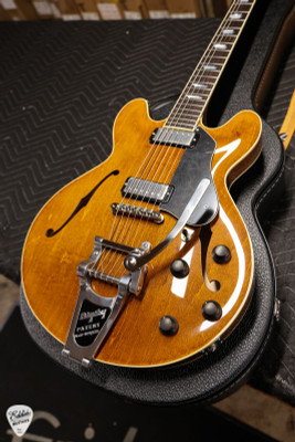 Collings I-35 LC Deluxe Mini Humbuckers/Bigsby – Caramel Electric Guitar