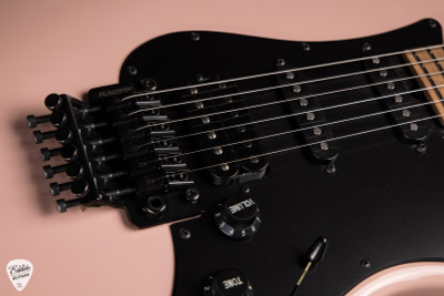 Suhr Eddie’s Guitars Exclusive Custom Classic S Floyd – Shell Pink Electric Guitar