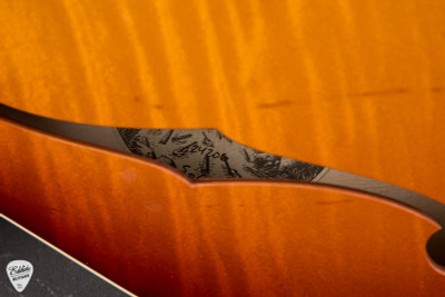 Collings SoCo LC – Dark Cherry Sunburst Electric Guitar