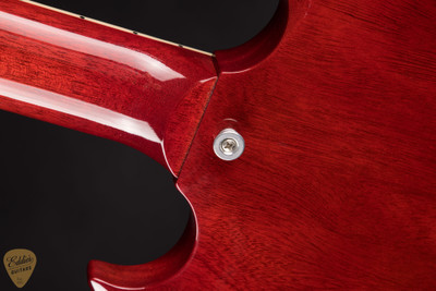 Gibson SG Standard ’61 Maestro Vibrola Vintage Cherry Electric Guitar