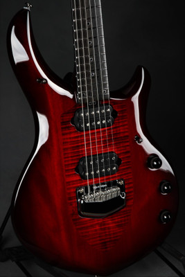 Ernie Ball Music Man Majesty Monarchy - Royal Red