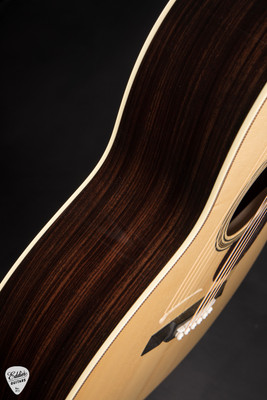 Collings 002HA-T Adirondack Spruce & Indian Rosewood Acoustic Guitar