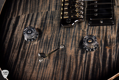 Paul Reed Smith Eddie’s Guitars Wood Library Studio Swamp Ash/Torrefied Maple Neck/Ziricote FB – Faded Whale Blue Smokeburst Electric Guitar