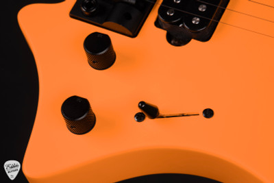 Hold - Strandberg Boden Standard NX 6 Trem - Neon Orange - Eddie's