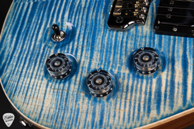 Paul Reed Smith Eddie’s Guitars Wood Library DGT (David Grissom Trem) – Faded Blue Jean/Torrefied Flame Maple Neck Electric Guitar